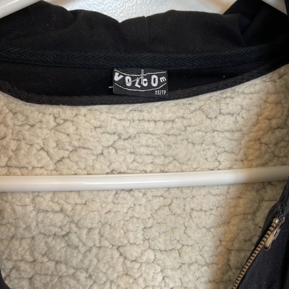 Volcom Jacket - Picture 5 of 6